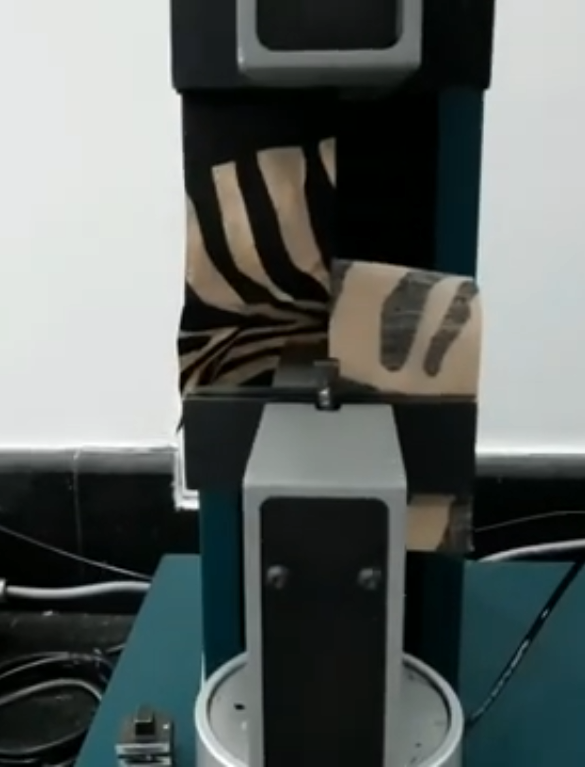 Cách gắn mẫu vải xé